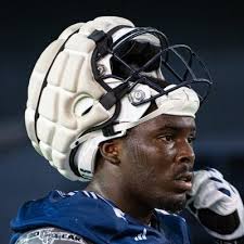 Uche 🇳🇬 (@ucheiloh4)