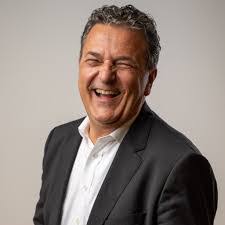 Michael Gu's Instagram, Twitter & Facebook