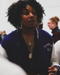 Adrienne Frey's Instagram, Twitter & Facebook