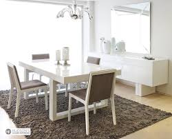 See more ideas about minimalist dining room, dining room design, modern dining room. 7 Key Features Of A Minimalist Dining Room Hudson S Luxury Interiors
