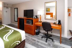 Allow quality inn miami airport to make your family vacation, business trip or weekend retreat more comfortable. Quality Inn Miami Airport Doral Hotel Book Today