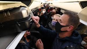 Политик подчеркнул, что счастлив прилететь в москву. Fhvedazqnzmqlm