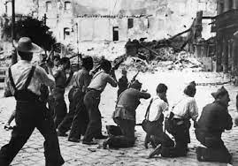 Ce cliché de guernica constitue ainsi un témoignage humain sur les destructions survenues lors des raids pierre broué et émile témine, la révolution et la guerre d'espagne, paris, éd.de minuit, 1961.catalogue d'exposition, la guerre civile espagnole. Guerre Civile D Espagne Larousse