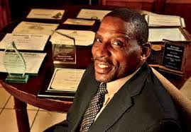 Melissa Peruzzi's Instagram, Twitter & Facebook