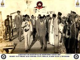 Datu muhammad bin datu harun's geni profile. Tun Datuk Seri Panglima Datu Mustapha Datu Harun Inicio Facebook
