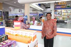 Pertanyaan interview asisten apoteker di apotek, pertanyaan wawancara organisasi, contoh tes wawancara farmasi dan jawabannya, pertanyaan dan jawaban interview dosen, pertanyaan. Ceo Kimia Farma Transformasi Apotek Menjadi Jaringan Health Care Provider Swa Co Id