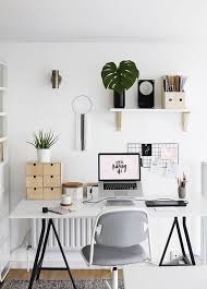 Home Office Plants 17 Jpg 550 768 Home Office Decor Flat Decor Interior