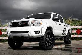 Toyota tacoma 2020, original riderz™ smooth black front and rear fender flares by stampede®, set of 4 pieces. Proper Taco With Fender Flares Lift And Mud Tires By Fuel Off Road Carid Com Gallery