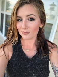 Been Using Avon products my entire life....of course have tried others, but  always come back to Avon for my Essenials ....Reach Out to Helen Morris...a  Sweetheart ❤