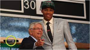 Thanasis antetokounmpo was signed to join giannis with the milwaukee bucks, and more recently kostas antetokounmpo was signed by the los angeles lakers. Giannis Antetokounmpo The Greatest Nba Draft Story Ever Told Outside The Lines Youtube