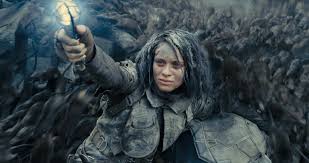 When she attempts a bank heist with those rats, she's. Ctwqx Q9dzlbvm
