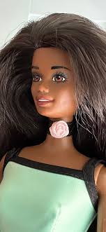 Christie doll in fashion avenue outfit