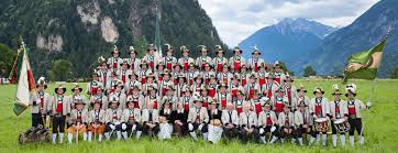 Unten am hang haben sich die spanischen schützen in einem graben verschanzt und diesen zusätzlich mit einem erdwall gesichert, etwas höher stehen die geschütze. Schutzenkompanie Strass