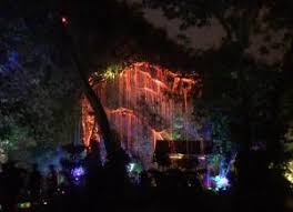 You can enjoy a beautiful sea view here while walking on the white smooth beach next to the attraction. Penang Avatar Secret Garden Penang Free Sheet