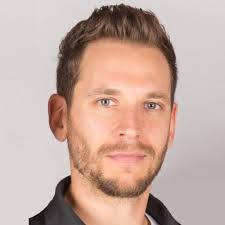 How Vocal Coaches and Choreographers Can Collaborate