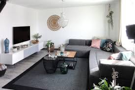 Kuhles beispiel wohnzimmer umgestalten diese ideen machen echt was her. Ein Wohnzimmer Wird Gemutlich Vorher Nachher Beispiel Von Raumwunder