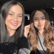 Samantha Shuster in people