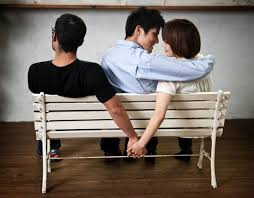 Does he spend his holidays by the sea? 20 Signs Your Girlfriend Is Cheating On You