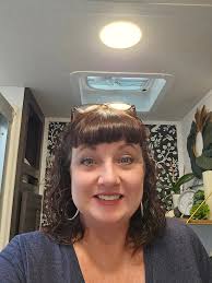 Cutting own bangs during rv life and full time travel