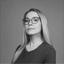 If you're trying to change your life right now but it feels almost  impossible, I bet you're making most of these mistakes. Me too. Whenever  I'm stuck in some area of my