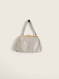 Vintage Annees 50 60 Sac A Main Simili Cuir Gris Clair Etsy Sac A Main Sac Sac Vintage