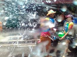 02:28 songkrang pesta besar perang air masyarakat thailand dan cambodia. Trip Pesta Air 13 14 15 Hb April Pakej Thailand Murah Facebook
