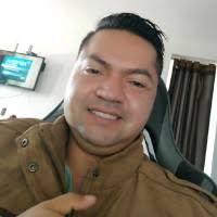 10+ perfiles de «Omar Salguero»