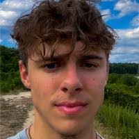 Erich Hegenbart's Instagram, Twitter & Facebook