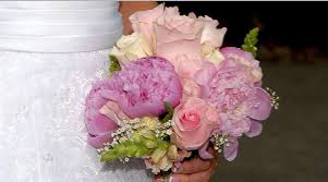 As a wedding photographer, one of my favourite moments at any wedding is when family and friends throw that way they can match the petals with your bouquet and overall wedding style and theme. Weddings Always Flowers Florist Bramley Leeds