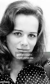 Heidi Schuler's Instagram, Twitter & Facebook