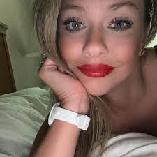 Ginger Zeller's Instagram, Twitter & Facebook