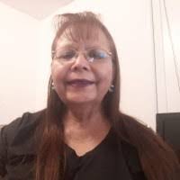 Loretta Newsom's Instagram, Twitter & Facebook