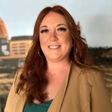 Lindsey Mattson's Instagram, Twitter & Facebook