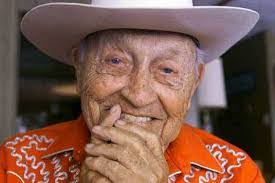 Harry Woo's Instagram, Twitter & Facebook