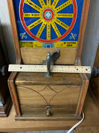 Sold at Auction: Vintage Sex Appeal Strength Arcade Game