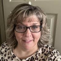 Tisha Roach's Instagram, Twitter & Facebook