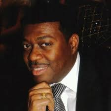 Erik Lyon's Instagram, Twitter & Facebook