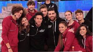 Jump to navigation jump to search. Amici 2018 Torna La Diretta Ecco La Classe