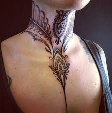 Stojí za zmínku, že při výběru tetování na rameno, většina z nich dělá na vrcholu, a tak zdůrazňují sílu bicepsu. 15 Tattoo Krk Ideas Tetovani Napady Na Tetovani Navrhy Tetovani