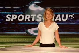 Am samstagabend wird jessy wellmer als neue moderatorin der sportsendung ihren. Pin Von Max Meier Auf Jessy Wellmer Sport Studio Sportschau Fussball Bundesliga