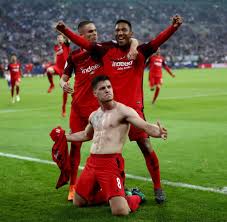 Schalke'yi konuk edecek frankfurt'ta karşılaşma öncesi önemli eksik bulunmuyor. Dfb Pokal Frankfurt Nach Sieg Gegen Schalke Wieder Im Finale Welt
