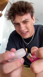 Ice makes you breathe smoke 💨😨 #science #tips