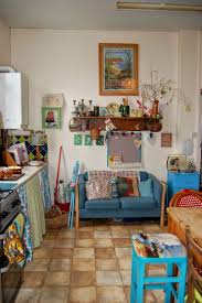 58 Awesome Granny Chic Ideas For First Apartment Decorating On A Budget First Apartment Decorating Chic Apartment Decor Apartment Decorating On A Budget