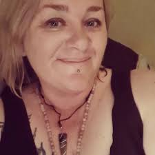 Angela Delaney (@angelaxdelaney) • Instagram photos and videos