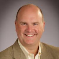 100+ perfiles de «Huus»