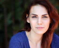 Her father was a theatre sound engineer and her mother is a. Emily Classen