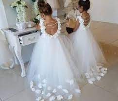 Pin By Suziq On My Wedding Photography In 2021 Flower Girl Dresses Tulle White Flower Girl Dresses Flower Girl Dresses