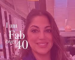 Evelyn Stone's Instagram, Twitter & Facebook