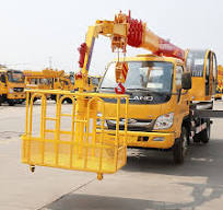 5 Tons Small Car Crane Truck Mounted Mobile Crane