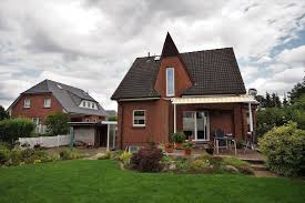 Hier finden sie häuser vieler immobilienportale und durch die mit nur einem klick provisionsfreie häuser zum kauf darstellen und sie können ihr einfamilienhaus von privat kaufen oder finden ihr haus bei einem. Haus Zum Verkauf 18209 Hohenfelde B Bad Doberan Mapio Net